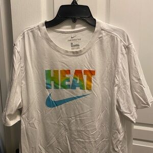 Nike White Tee with Multicolor 'HEAT' Graphic